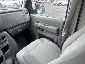 2011 FORD E150 PASSENGER