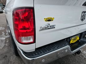 2017 RAM 1500 CREW CAB PICKUP V6, FLEX FUEL, 3.6 LITER SLT PICKUP 4D 5 1/2 FT