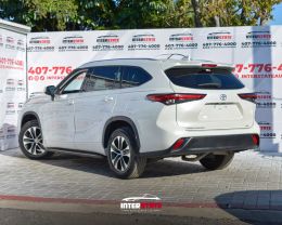 2020 TOYOTA HIGHLANDER For Sale in Orlando
