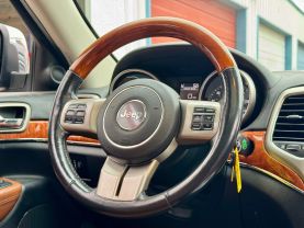 2011 JEEP GRAND CHEROKEE SUV V8, 5.7 LITER OVERLAND SPORT UTILITY 4D
