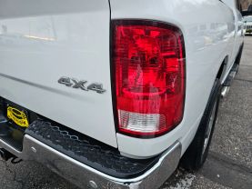 2017 RAM 1500 CREW CAB PICKUP V6, FLEX FUEL, 3.6 LITER SLT PICKUP 4D 5 1/2 FT