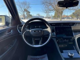 2024 JEEP GRAND CHEROKEE SUV V6, VVT, 3.6 LITER LAREDO X SPORT UTILITY 4D