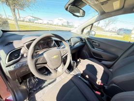 2017 Chevrolet Trax Ls Sport Utility 4d - Image 13