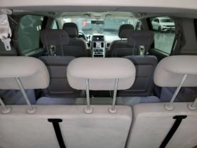 2010 Chrysler Town & Country - - Image 32