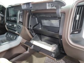 2016 Chevrolet Silverado 1500 Crew Cab - - Image 25