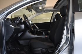 2012 MAZDA MAZDA3 HATCHBACK 4-CYL, 2.5 LITER S TOURING HATCHBACK 4D