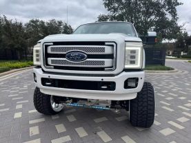 2015 FORD F250 SUPER DUTY CREW CAB PICKUP V8, TURBO DIESEL, 6.7L PLATINUM PICKUP 4D 6 3/4 FT
