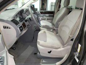 2010 Chrysler Town & Country - - Image 15