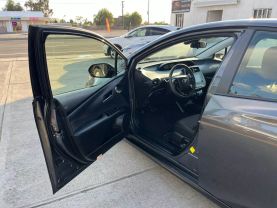 2020 TOYOTA PRIUS HATCHBACK 4-CYL, HYBRID, 1.8 LITER XLE HATCHBACK 4D