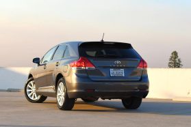 2012 TOYOTA VENZA WAGON 4-CYL, 2.7 LITER LE WAGON 4D