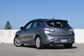 2012 MAZDA MAZDA3 HATCHBACK 4-CYL, 2.5 LITER S TOURING HATCHBACK 4D