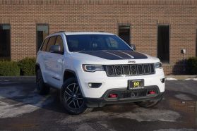 2017 JEEP GRAND CHEROKEE SUV V8, VVT, 5.7 LITER TRAILHAWK SPORT UTILITY 4D