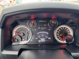 2019 RAM 1500 CLASSIC CREW CAB PICKUP V8, HEMI, 5.7 LITER LONE STAR PICKUP 4D 5 1/2 FT
