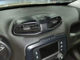 2016 Jeep Renegade - - Image 36
