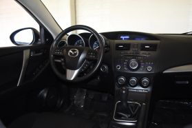 2012 MAZDA MAZDA3 HATCHBACK 4-CYL, 2.5 LITER S TOURING HATCHBACK 4D