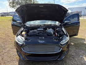 2014 FORD FUSION SEDAN 4-CYL, HYBRID, 2.0 LITER SE HYBRID SEDAN 4D