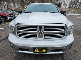 2017 RAM 1500 CREW CAB PICKUP V6, FLEX FUEL, 3.6 LITER SLT PICKUP 4D 5 1/2 FT