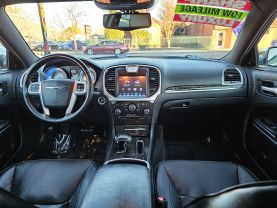 2013 CHRYSLER 300 SEDAN V6, 3.6 LITER 300C SEDAN 4D