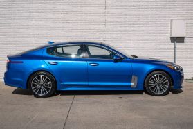 2019 KIA STINGER SEDAN 4-CYL, TURBO, 2.0 LITER PREMIUM SEDAN 4D