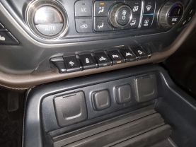 2016 Chevrolet Silverado 1500 Crew Cab - - Image 34