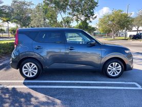2020 KIA SOUL WAGON 4-CYL, 2.0 LITER LX WAGON 4D
