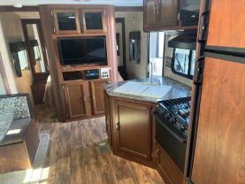 2015 KEYSTONE RV PASSPORT - - 2400BH