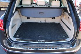 2016 Volkswagen Touareg - Image 22