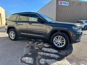 2024 JEEP GRAND CHEROKEE SUV V6, VVT, 3.6 LITER LAREDO X SPORT UTILITY 4D