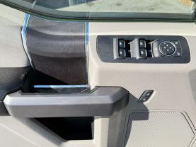 2019 Ford F150 Supercrew Cab Xlt Pickup 4d 5 1/2 Ft - Image 20