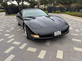1998 CHEVROLET CORVETTE CONVERTIBLE V8, 5.7 LITER CONVERTIBLE 2D