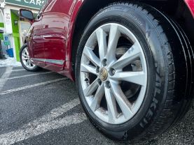 2010 LEXUS ES SEDAN V6, 3.5 LITER ES 350 SEDAN 4D