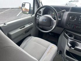 2011 FORD E150 PASSENGER