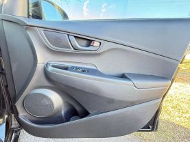 2018 Hyundai Kona Sel Sport Utility 4d - Image 31