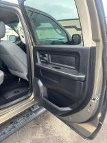 2014 RAM 2500 CREW CAB PICKUP V8, HEMI, 6.4 LITER TRADESMAN PICKUP 4D 6 1/3 FT