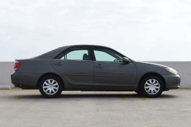 2005 TOYOTA CAMRY SEDAN 4-CYL, 2.4 LITER SE SEDAN 4D