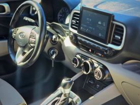 2021 HYUNDAI VENUE SUV 4-CYL, 1.6 LITER SEL SPORT UTILITY 4D