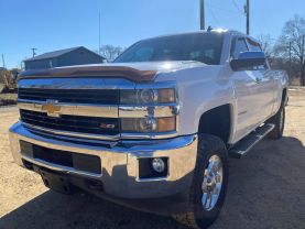 2015 CHEVROLET SILVERADO 2500 HD CREW CAB PICKUP V8, TURBO DIESEL, 6.6 LITER LT PICKUP 4D 6 1/2 FT