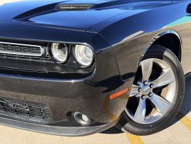 2016 DODGE CHALLENGER COUPE V6, 3.6 LITER SXT COUPE 2D