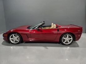 2005 Chevrolet Corvette - - Image 6