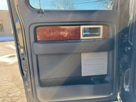 2010 FORD F150 SUPERCREW CAB PICKUP V8, FLEX FUEL, 5.4 LITER LARIAT PICKUP 4D 5 1/2 FT