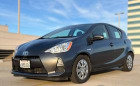 2012 TOYOTA PRIUS C HATCHBACK 4-CYL, HYBRID, 1.5 LITER FOUR HATCHBACK 4D