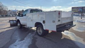 2013 Ford F350 Super Duty Regular Cab 4x4 Xl Cab & Chassis 2d - Image 2