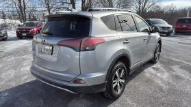 2018 Toyota Rav4 Utility 4d Xle Awd 2.5l I4 - Image 4