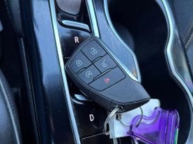 2021 BUICK ENVISION SUV 4-CYL, TURBO, 2.0 LITER ESSENCE SPORT UTILITY 4D at T&T Repairables - used car dealership in Spencer, Indiana.
