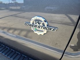 2013 FORD F350 SUPER DUTY CREW CAB PICKUP V8, TURBO DIESEL, 6.7 LITER XL PICKUP 4D 8 FT
