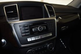 2015 MERCEDES-BENZ M-CLASS SUV V6, 3.5 LITER ML 350 SPORT UTILITY 4D