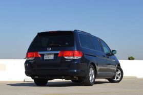 2010 HONDA ODYSSEY VAN V6, VTEC, 3.5 LITER TOURING MINIVAN 4D