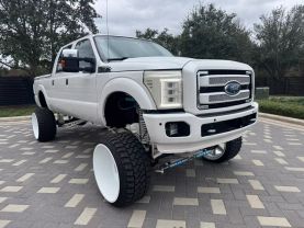 2015 FORD F250 SUPER DUTY CREW CAB PICKUP V8, TURBO DIESEL, 6.7L PLATINUM PICKUP 4D 6 3/4 FT