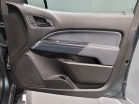 2017 Chevrolet Colorado Crew Cab - - Image 32