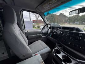 2010 FORD E350 SUPER DUTY PASSENGER